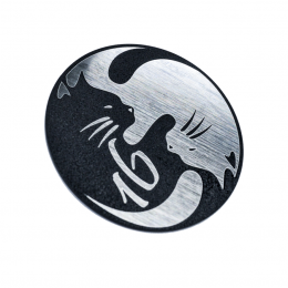 Табличка с гравировкой, материал: двухслойный пластик