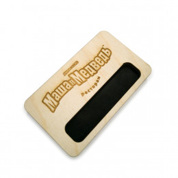 Бейдж с окном, дерево, гравировка